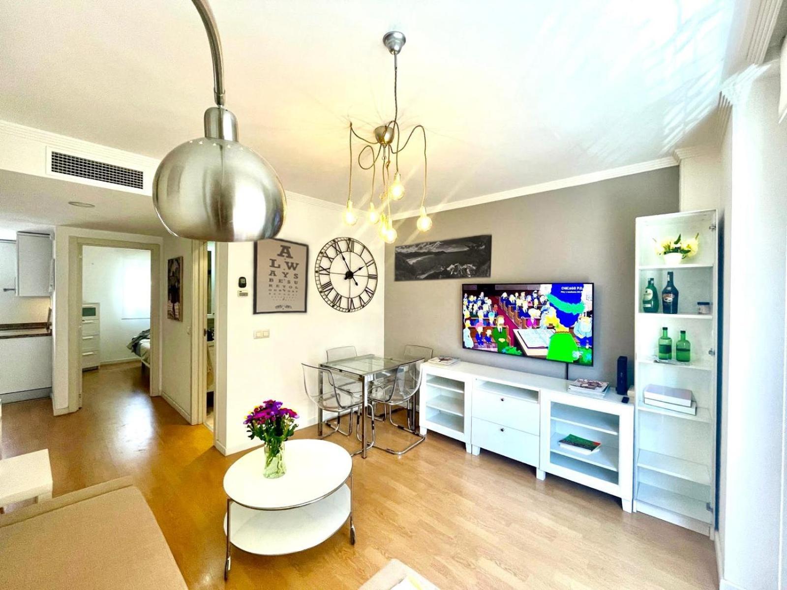 מאלגה Maravilloso Apartamento Centrico De 70M2, Jardin Propio 40M2 Con Piscina Para Ninos Y Parking Opcional מראה חיצוני תמונה